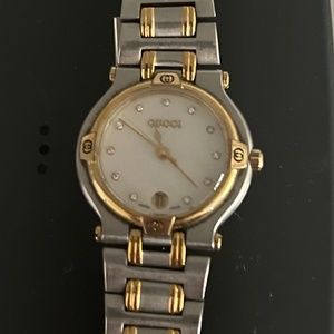 GUCCI 9000L Gold/Silver Stainless Steel Watch